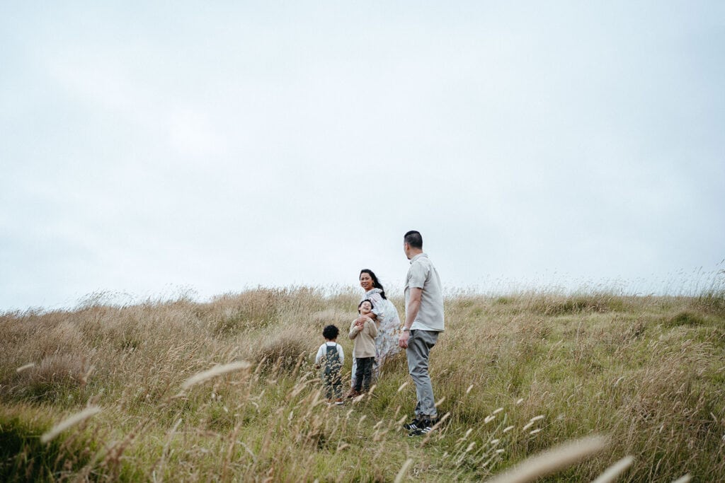 Flinders walking track a family in the grass
